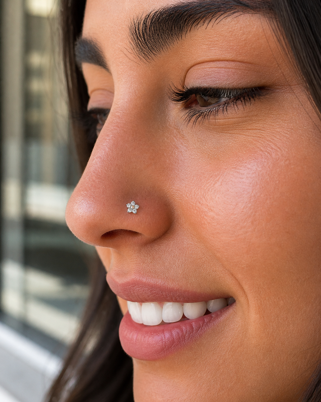 Golden Starburst Nose Stud – Titanium L Shape (20G)