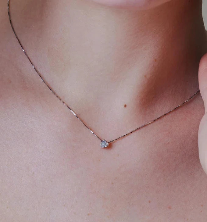 Heart Glow Bezel Necklace