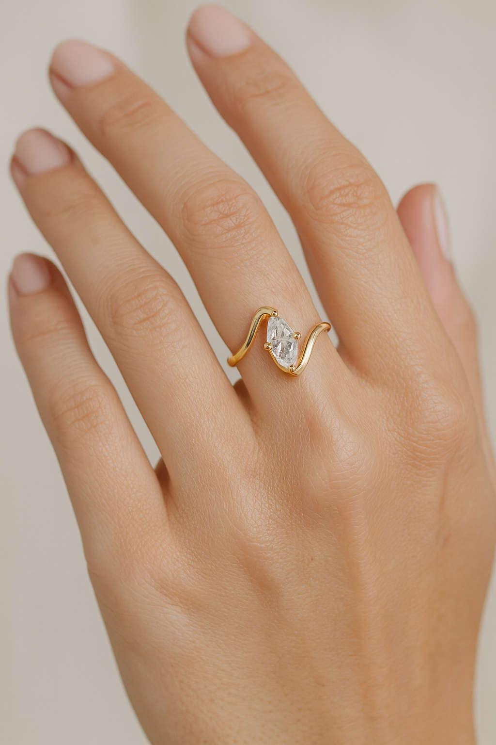 Viral Marquise Wave Ring