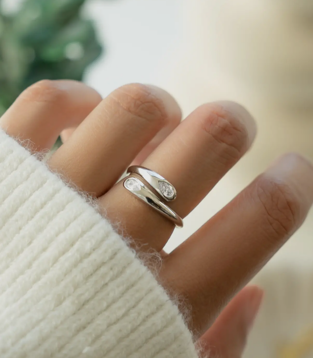 Embrace Duo Ring