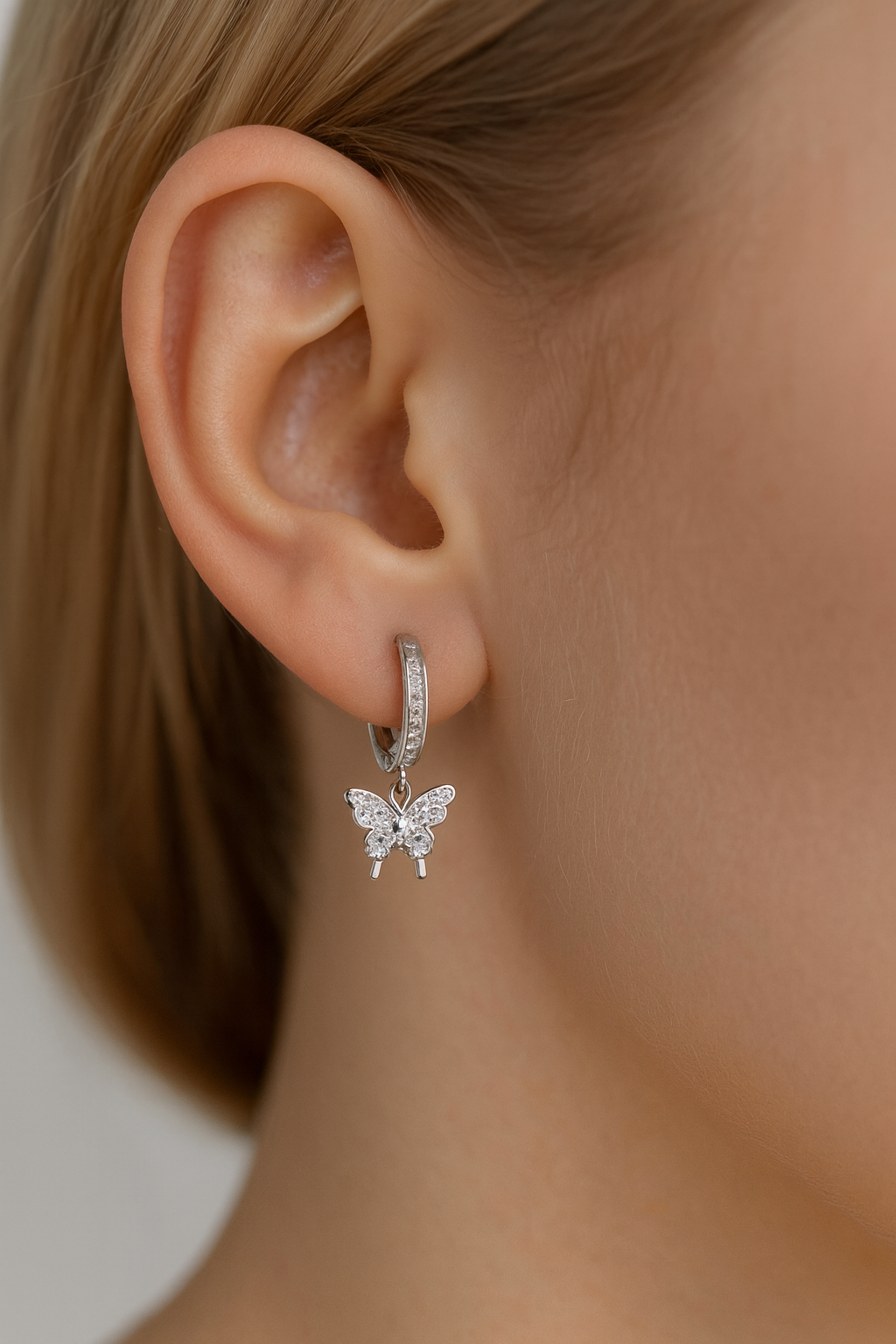 Flutter Glow Huggies