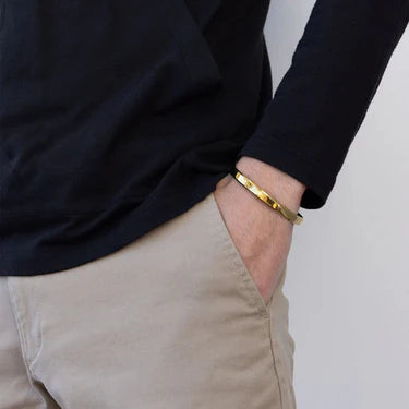 Classic Adjustable Cuff